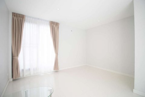 House in Chiang Mai, Thailand 5 bedrooms № 119966 - photo 8