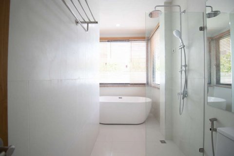 House in Chiang Mai, Thailand 5 bedrooms № 119966 - photo 14