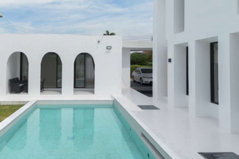 House in Chiang Mai, Thailand 5 bedrooms № 119966 - photo 4