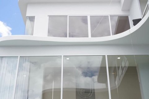 House in Chiang Mai, Thailand 6 bedrooms № 119962 - photo 16