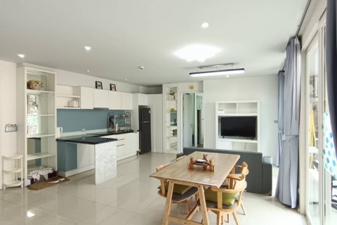 Квартира в Паттайе, Таиланд с 3 комнатами  № 144398 - фото 1