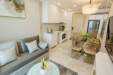 Apartment in Pattaya, Thailand 2 rooms № 144382