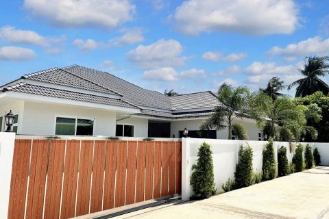 Вилла в Сам Рой Йоте, Таиланд с 4 спальнями  № 86192 - фото 1