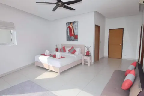 Villa on Chaweng Beach, Ko Samui, Thailand 5 bedrooms № 107715 - photo 18