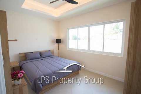 House in Hua Hin, Thailand 3 bedrooms № 125225 - photo 4