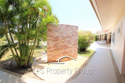 House in Hua Hin, Thailand 3 bedrooms № 125225 - photo 8