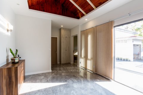 House in Hua Hin, Thailand 4 bedrooms № 125303 - photo 9