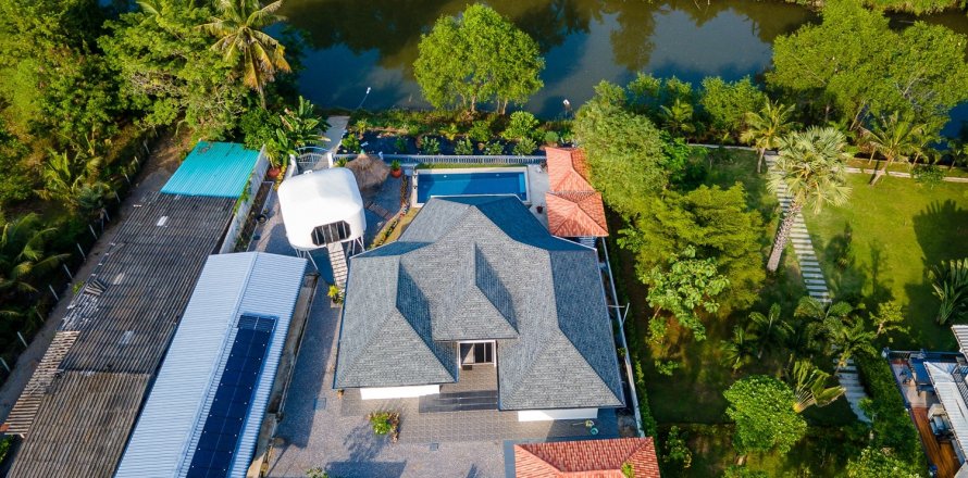 House in Hua Hin, Thailand 4 bedrooms № 125303