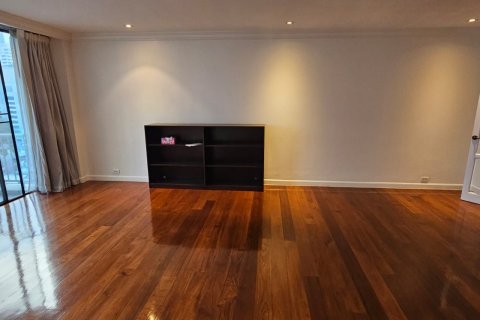 Кондоминиум с 2 спальнями в Патхум Ване, Бангкок, Таиланд № 123753 - фото 8