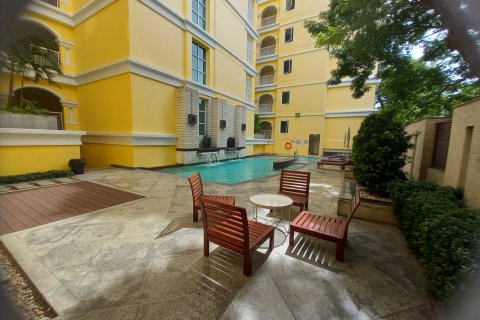 Кондоминиум с 4 спальнями в Клонг Тоэй, Бангкок, Таиланд № 123757 - фото 4