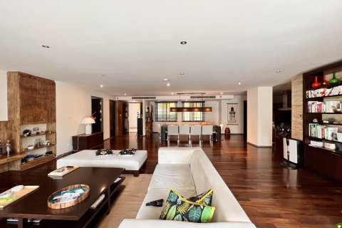 Кондоминиум с 4 спальнями в Клонг Тоэй, Бангкок, Таиланд № 123757 - фото 21