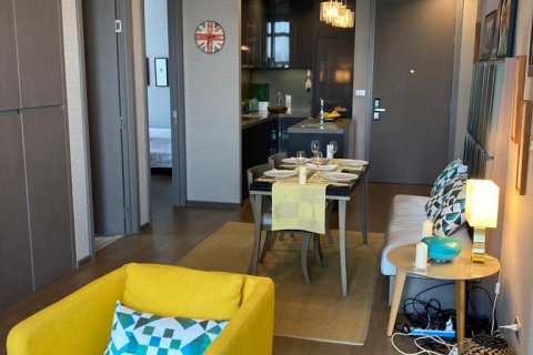 Condo in Bang Rak, Bangkok, Thailand, 3 bedrooms  № 123759 - photo 18