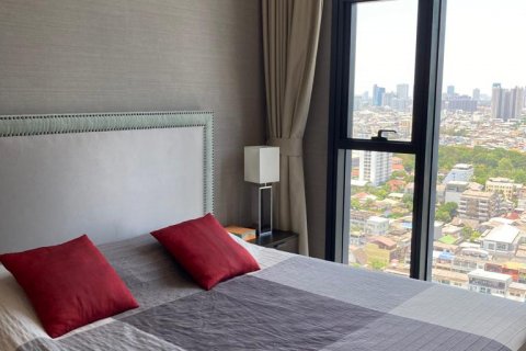 Condo in Bang Rak, Bangkok, Thailand, 3 bedrooms  № 123759 - photo 12