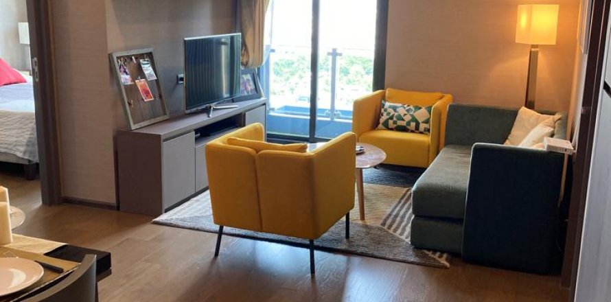 Condo in Bang Rak, Bangkok, Thailand, 3 bedrooms  № 123759
