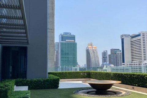 Condo in Bang Rak, Bangkok, Thailand, 3 bedrooms  № 123759 - photo 3