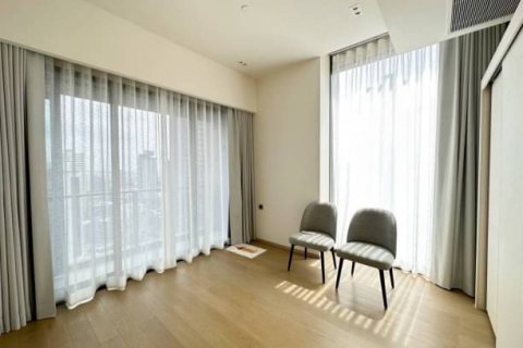 Condo in Watthana, Bangkok, Thailand, 2 bedrooms  № 123754 - photo 4