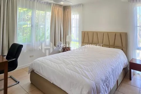 Condo in Phuket, Thailand, 2 bedrooms  № 131439 - photo 13