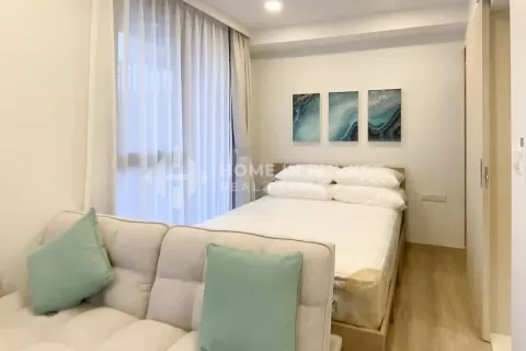 Condo in Phuket, Thailand, 1 bedroom  № 131441 - photo 1