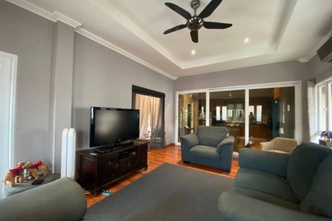 Villa à Pattaya, Thaïlande 3 chambres № 132484 - photo 1