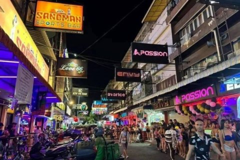 Propriété commerciale à Pattaya, Thaïlande № 132482 - photo 5