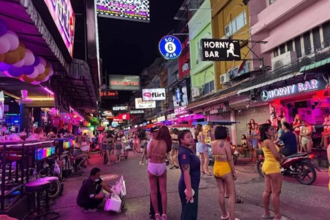 Propriété commerciale à Pattaya, Thaïlande № 132482 - photo 6