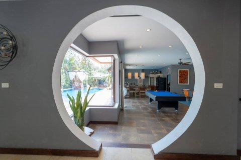 House in Chiang Mai, Thailand 4 bedrooms № 121965 - photo 10