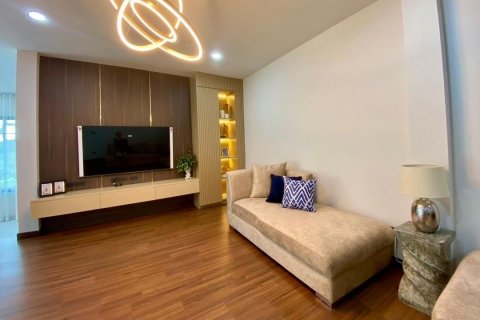 House in Chiang Mai, Thailand 4 bedrooms № 121967 - photo 8