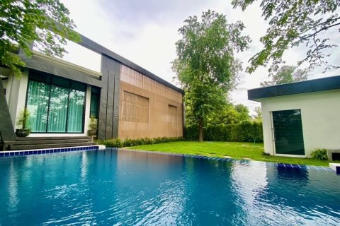 House in Chiang Mai, Thailand 4 bedrooms № 121967 - photo 2
