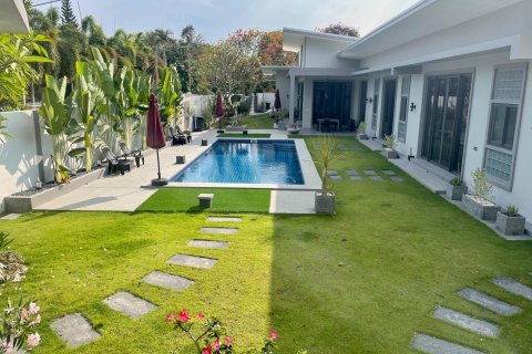 House in Chiang Mai, Thailand 4 bedrooms № 121968 - photo 2