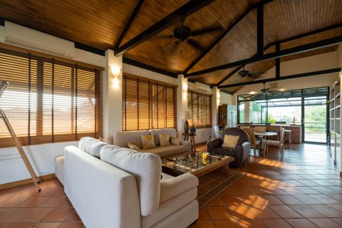 House in Chiang Mai, Thailand 7 bedrooms № 121963 - photo 11