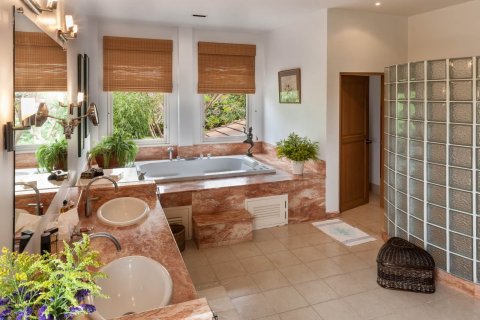 House in Chiang Mai, Thailand 5 bedrooms № 121964 - photo 25