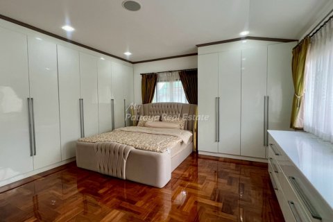 Studio in Bang Lamung, Thailand № 123433 - photo 17